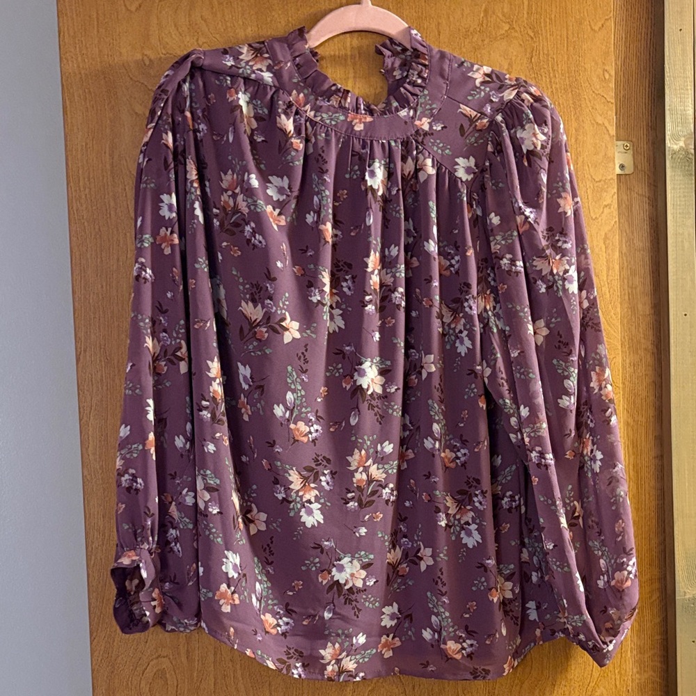Versona Floral Blouse in Purple and Cream